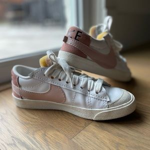 Nike Jumbo Blazer in Pink